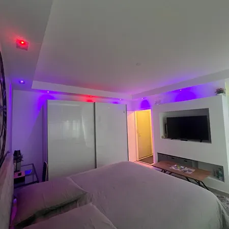 Le Carre Strasbourgeois - Entier Au Centre Du Neudorf F1 Appartement *